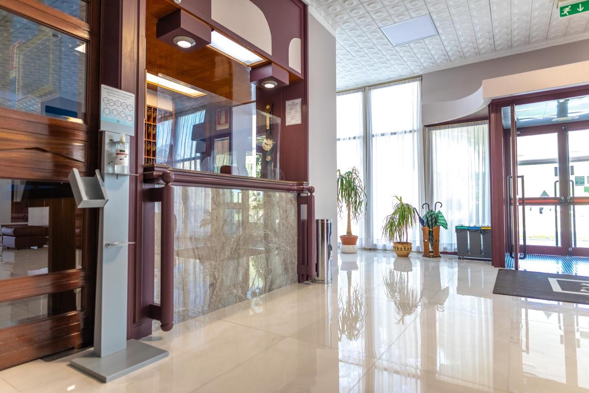 Hotel Cristallo ريولو تيرمي المظهر الخارجي الصورة