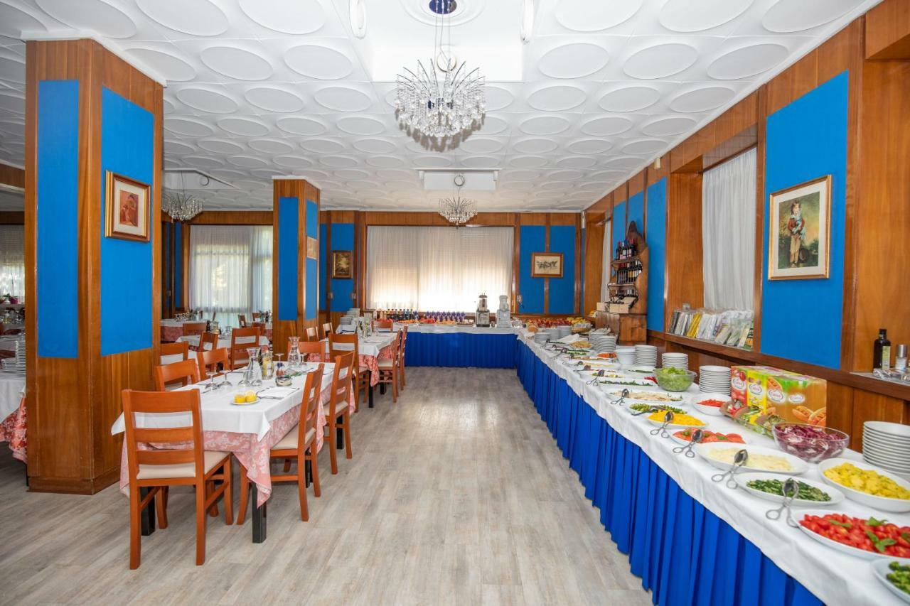 Hotel Cristallo ريولو تيرمي المظهر الخارجي الصورة